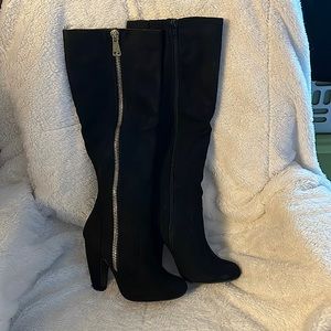 Adorable black boots. By Bamboo